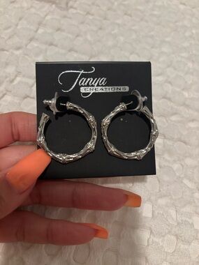 NWT Silver Textured Hoop Earrings